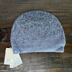 Barefoot Dreams - Cozychic Lite confetti beanie. Deep sea blue /indigo.